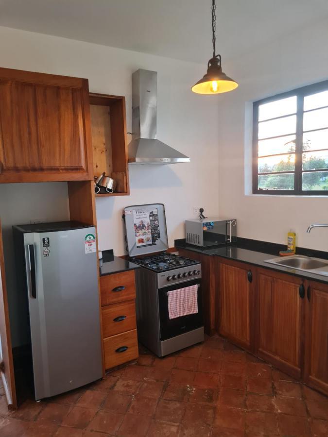 The Landing Nanyuki Cottages Екстер'єр фото