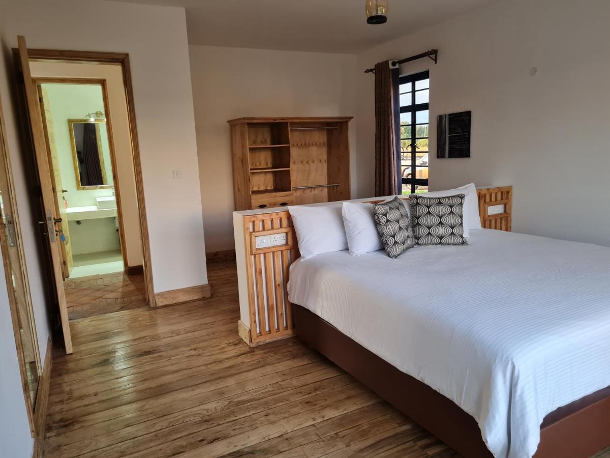 The Landing Nanyuki Cottages Екстер'єр фото