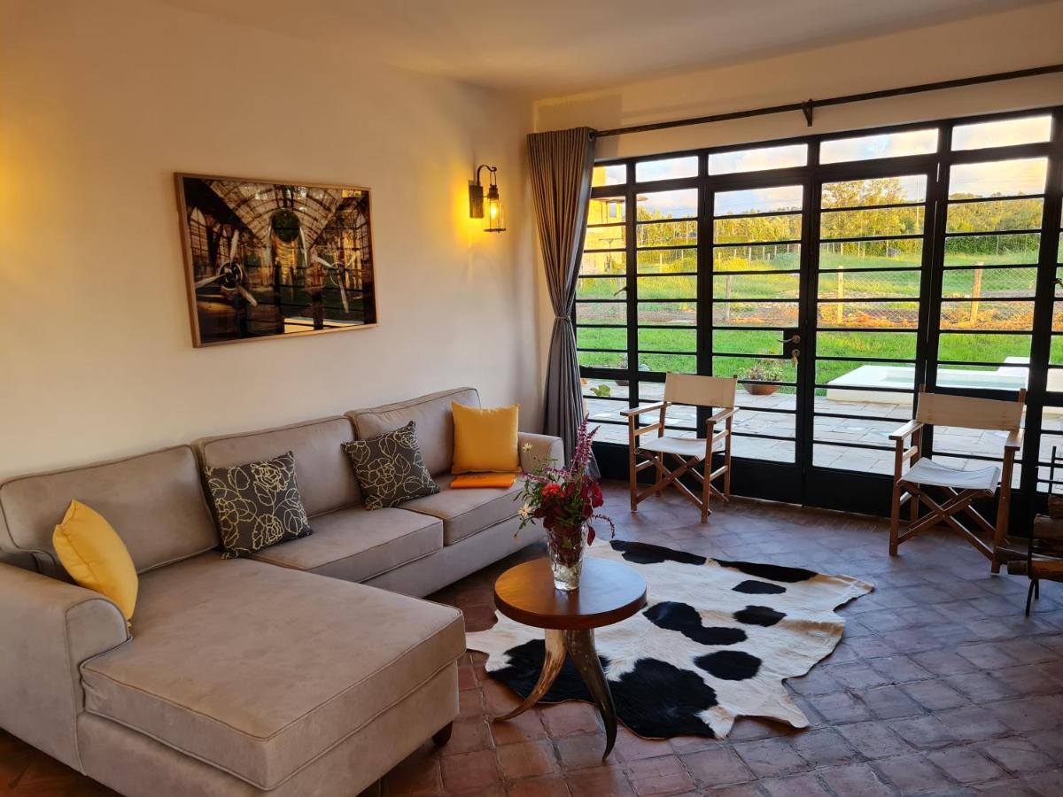 The Landing Nanyuki Cottages Екстер'єр фото